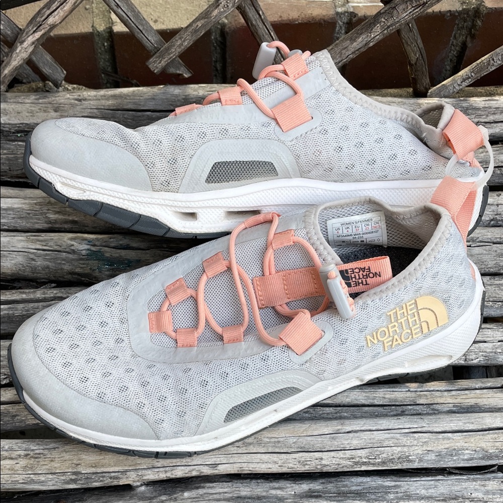 The North Face Women's Light Gray and Peach Athletic Water Shoes - Picture 4 of 8